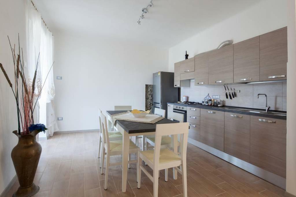 Casa Sterinella Villa Follo Alto Luaran gambar